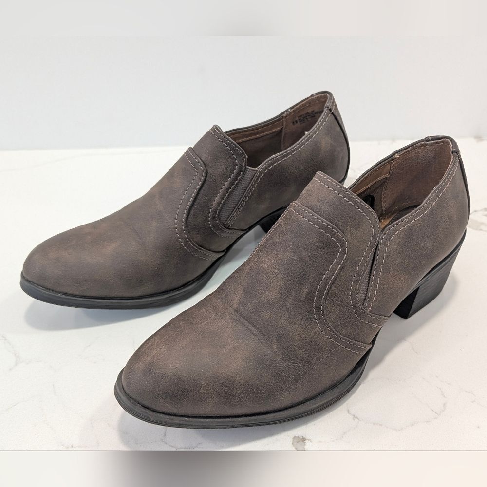 Euro Soft By Sofft Boots Short Bootie Alena Women Sz 8M Brown Vegan Block Heel